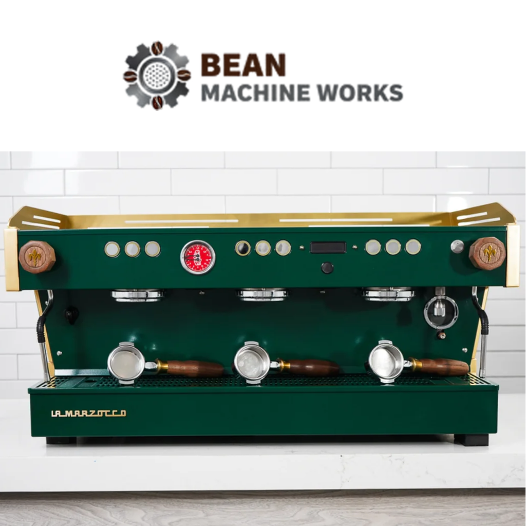 La Marzocco Linea Classic AV 3 group Custom Hunter Green, Walnut & Brass